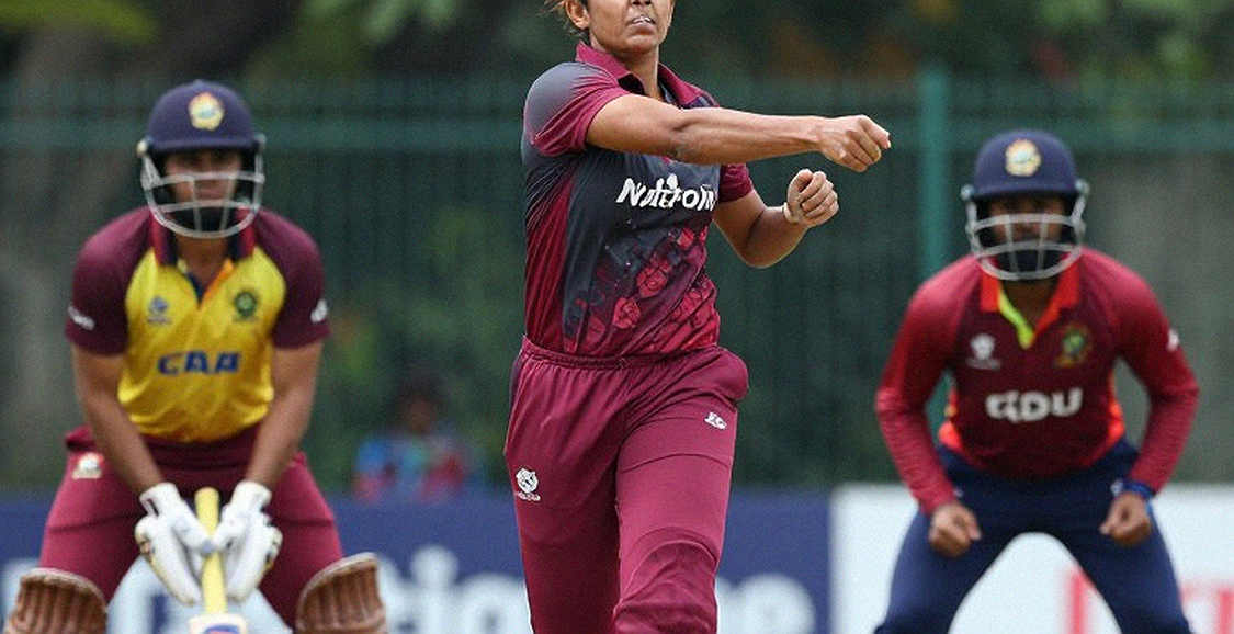 একাডেমি লেজার ও জানুয়ারির বাজার: কাউন্টি পথে দক্ষিণ এশীয় তরুণদের নীরব হিসাব